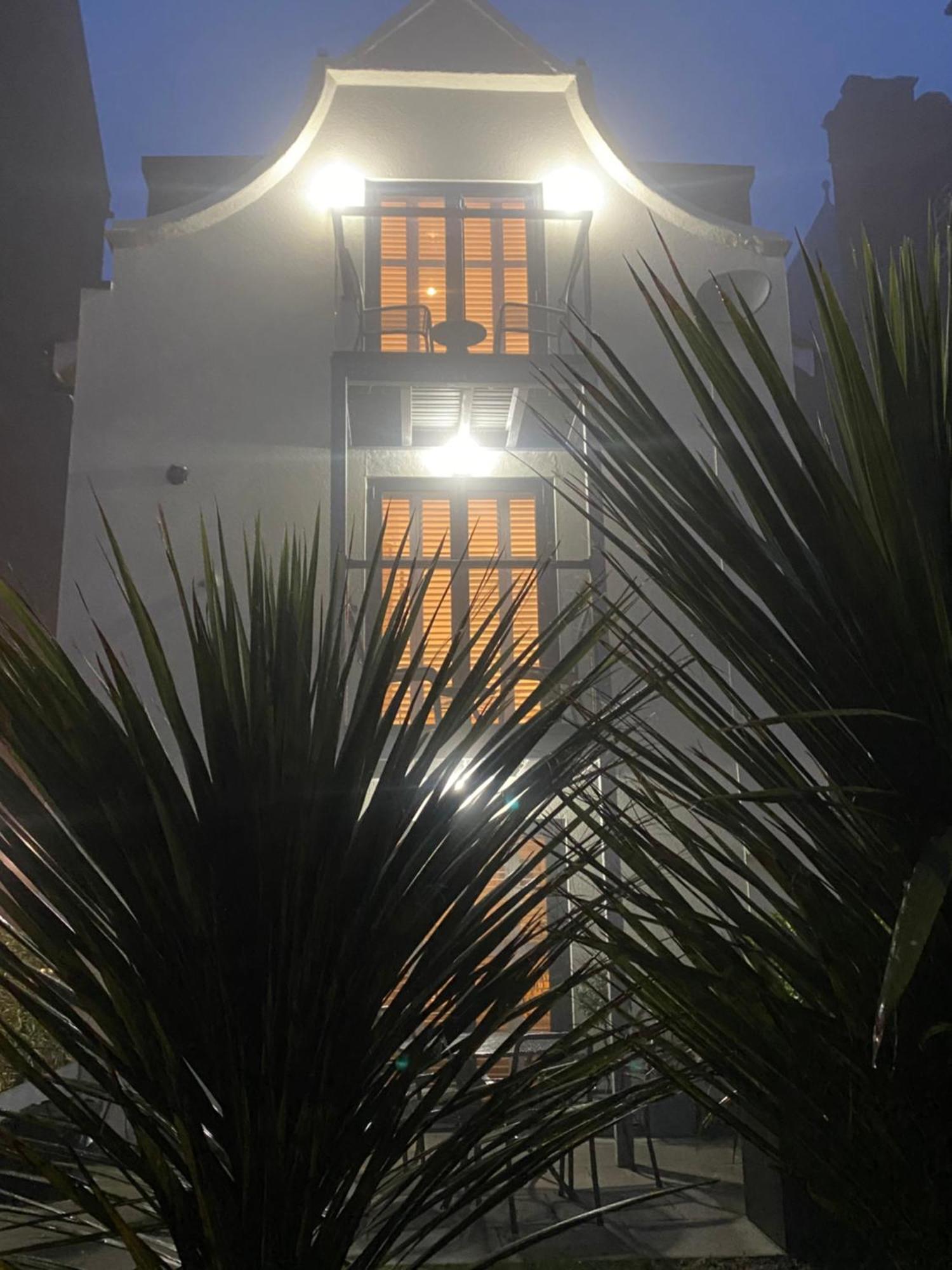 Retro Retreat, Sea View, Free Parking & Ev Plug-In Villa Whitby Buitenkant foto